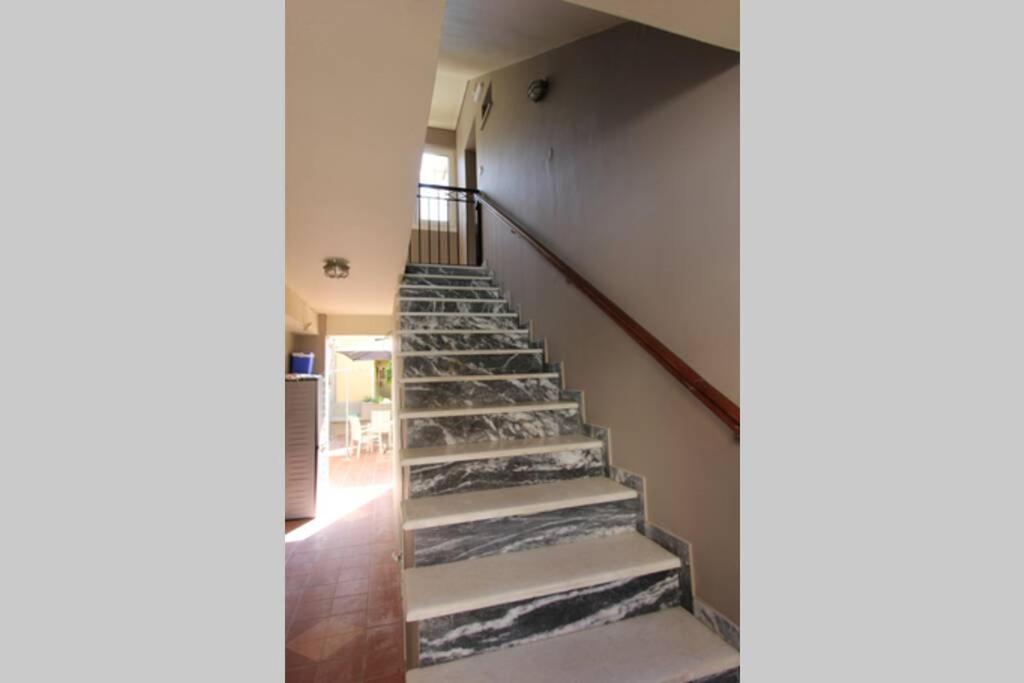 Cozy Apartment In The Heart Of The Town Argostoli  Exterior photo