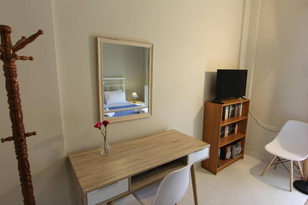 Cozy Apartment In The Heart Of The Town Argostoli  Exterior photo