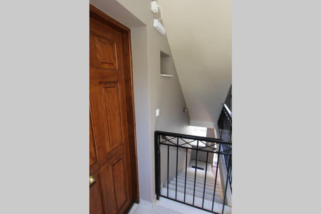Cozy Apartment In The Heart Of The Town Argostoli  Exterior photo